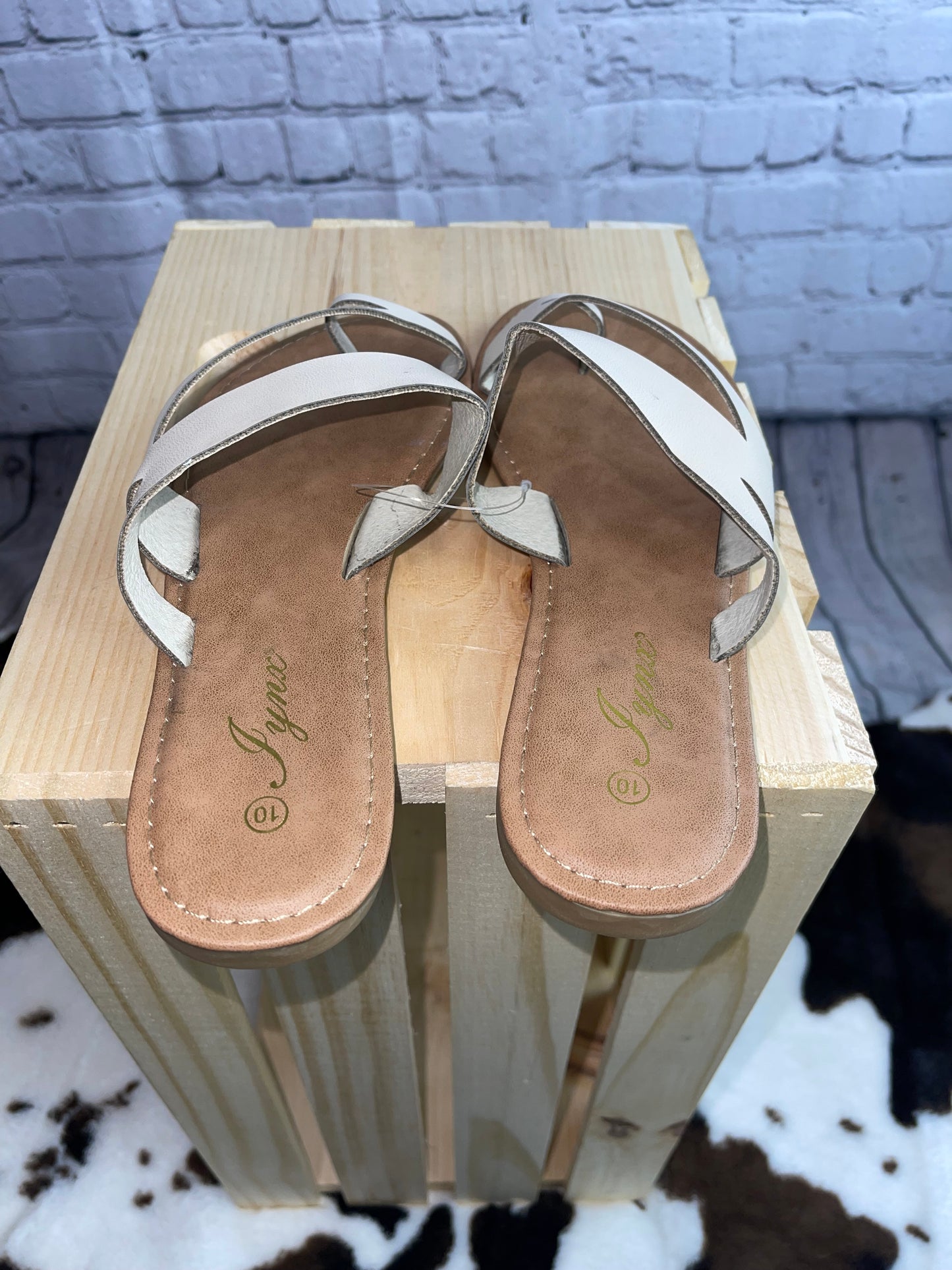 Toe Loop Slide Sandals